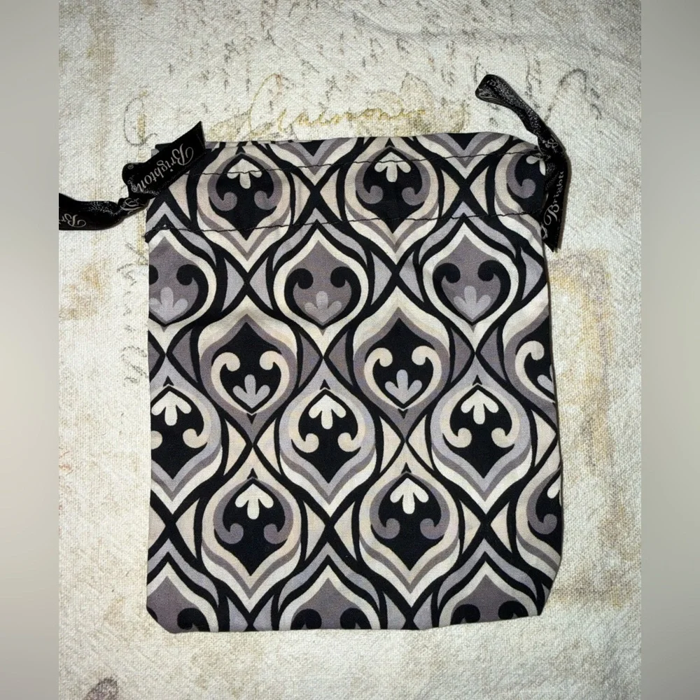 1 Brighton Black and Gray Geometric Drawstring Jewelry Pouches
